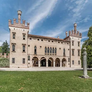 Castello Di , Thiene Italia